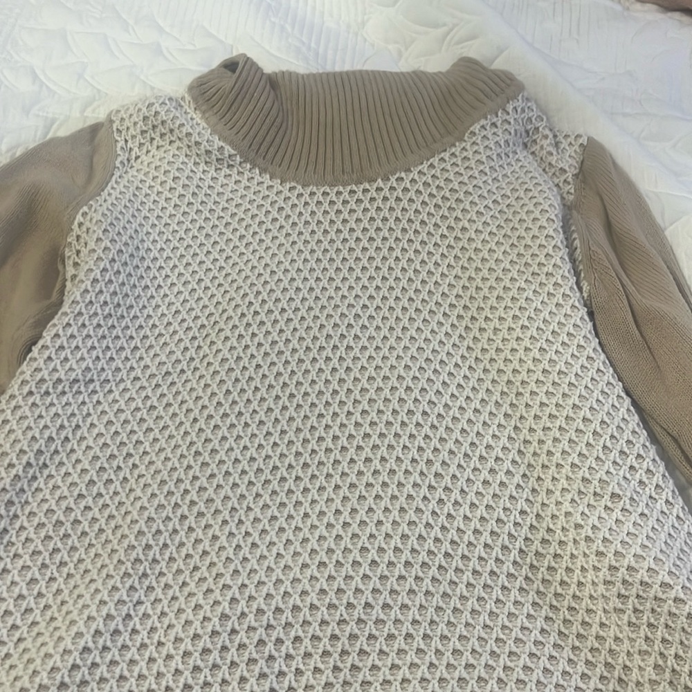 Calvin Klein Turtleneck sweater